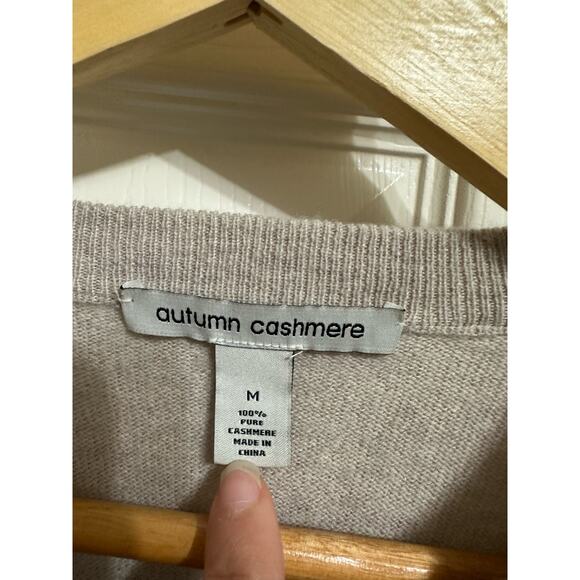 Autumn Cashmere women's oatmeal ruffled slit hem sweater size Medium - Picture 3 of 6